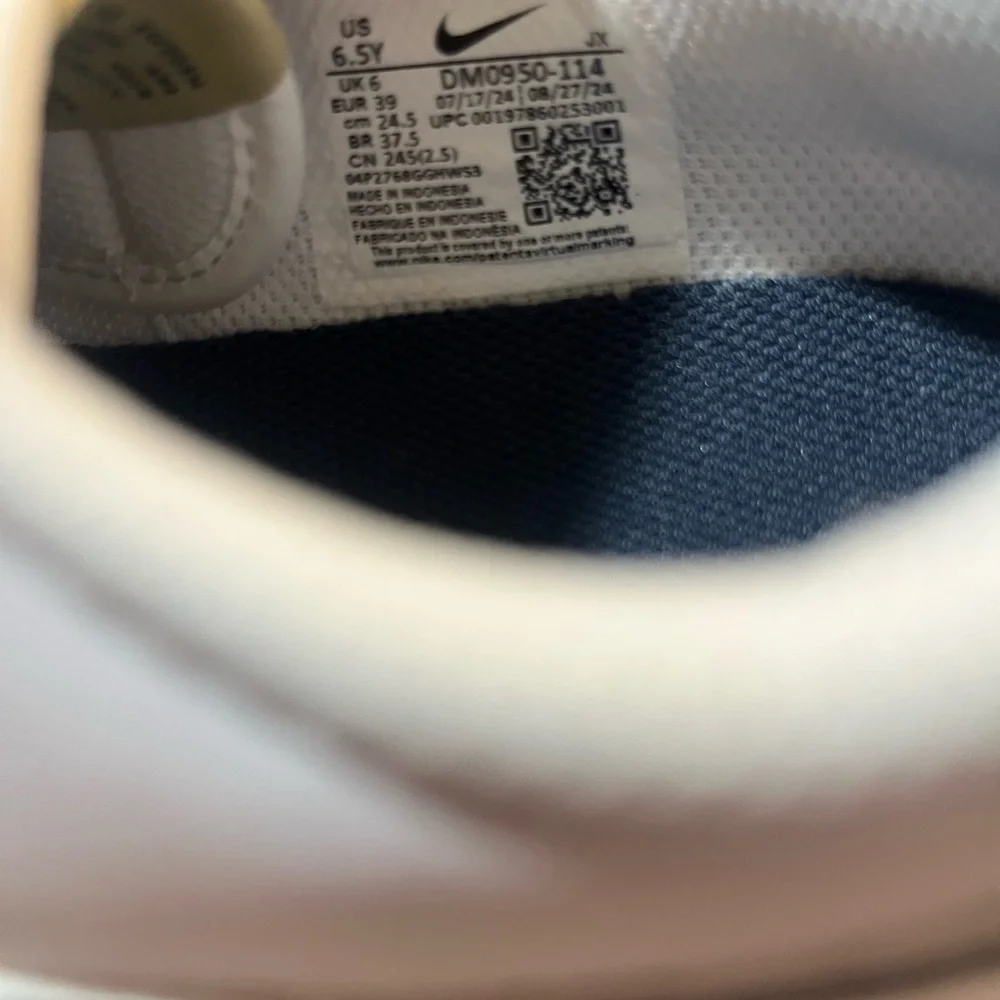 Nike Cortez GS White Thunder Blue Sneaker Size 6.5Y/Women 8 DM0950-1114​​